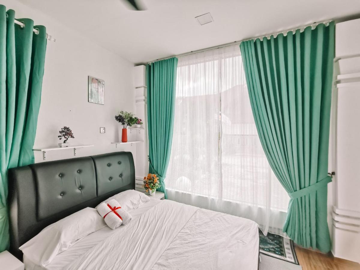 Inap Idaman 5 With 2 Queen Bed In Kubang Kerian Кота Бару Екстериор снимка